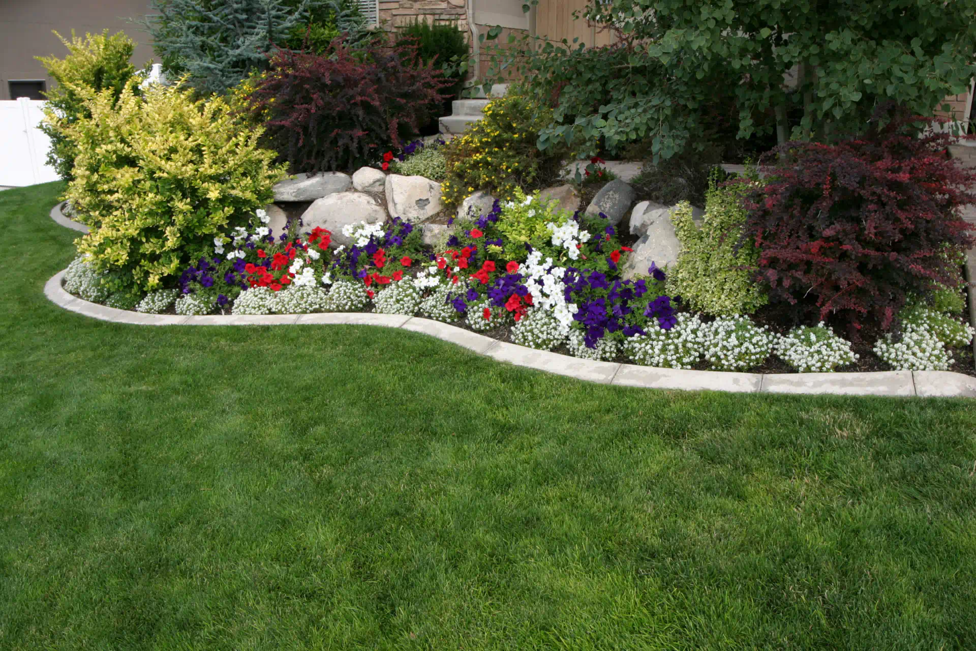 Professional Landscaping Services in Uniontown, PA